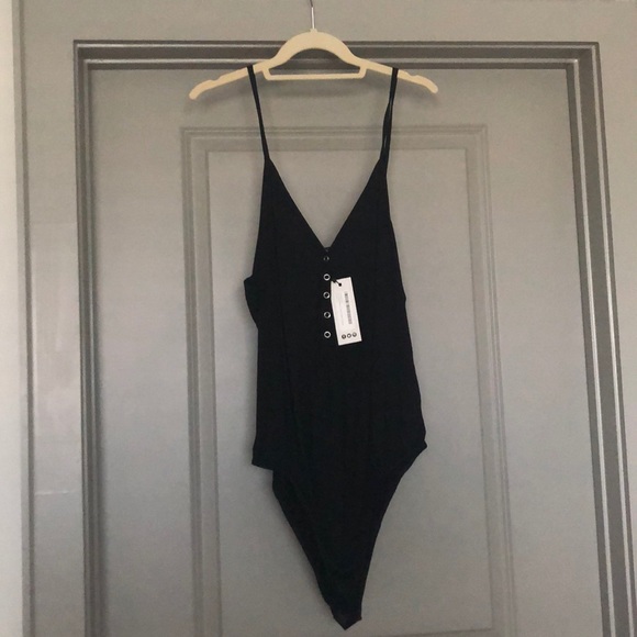 NWT V Neck Black Bodysuit - Picture 2 of 5